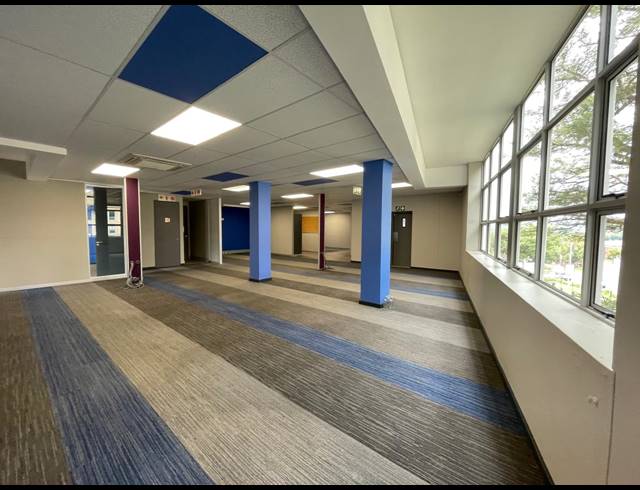 358M² OFFICE TO LET IN BRYANSTON